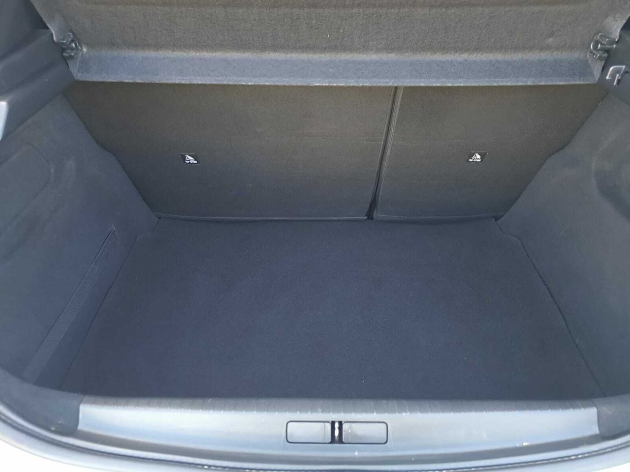 Peugeot 208 ACTIVE PACK BLUE HDI 100 CV  - Foto 2