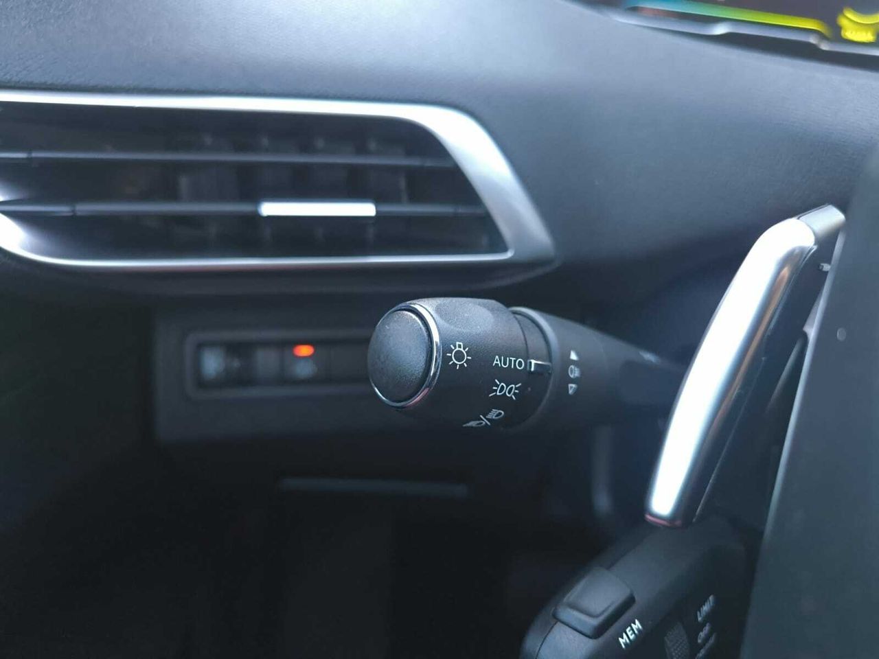 Peugeot 3008 Hybrid ALLURE HYBRID 225 e EAT8  - Foto 2