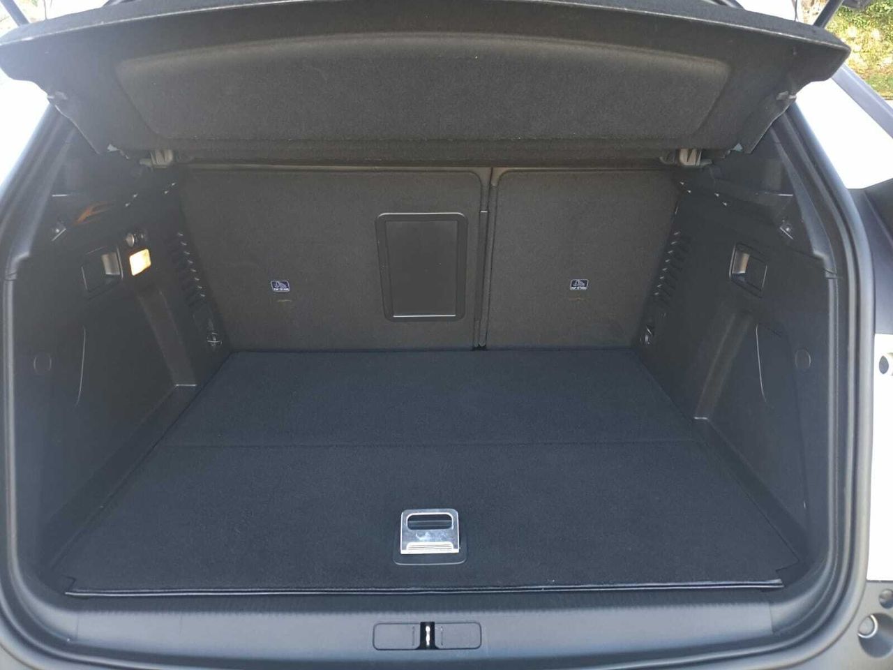 Peugeot 3008 Hybrid ALLURE HYBRID 225 e EAT8  - Foto 2