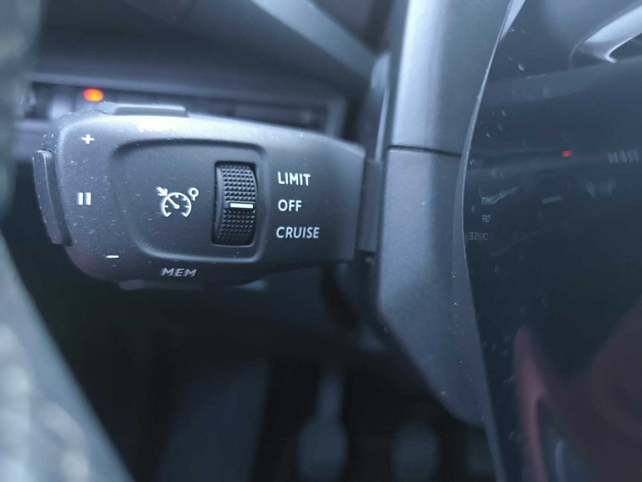 Peugeot 5008 ALLURE BLUE HDI 130 CV 6V MAN  - Foto 2