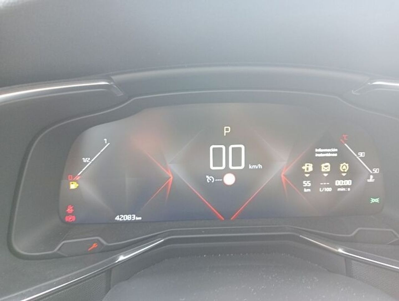 DS DS 7 CROSSBACK BLUE HDI 180 CV AUT PERFORMANCE LINE  - Foto 2