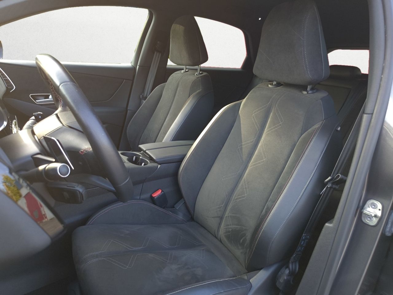 DS DS 7 CROSSBACK BLUE HDI 180 CV AUT PERFORMANCE LINE  - Foto 2