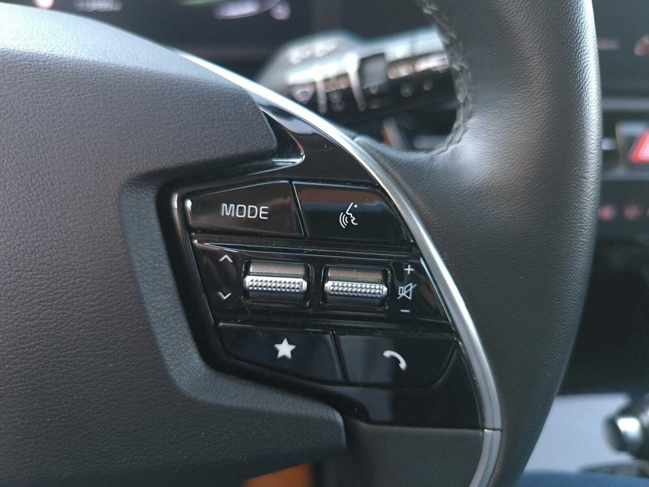 Kia Niro 1.6 GDI HEV 141 CV CONCEPT  - Foto 2