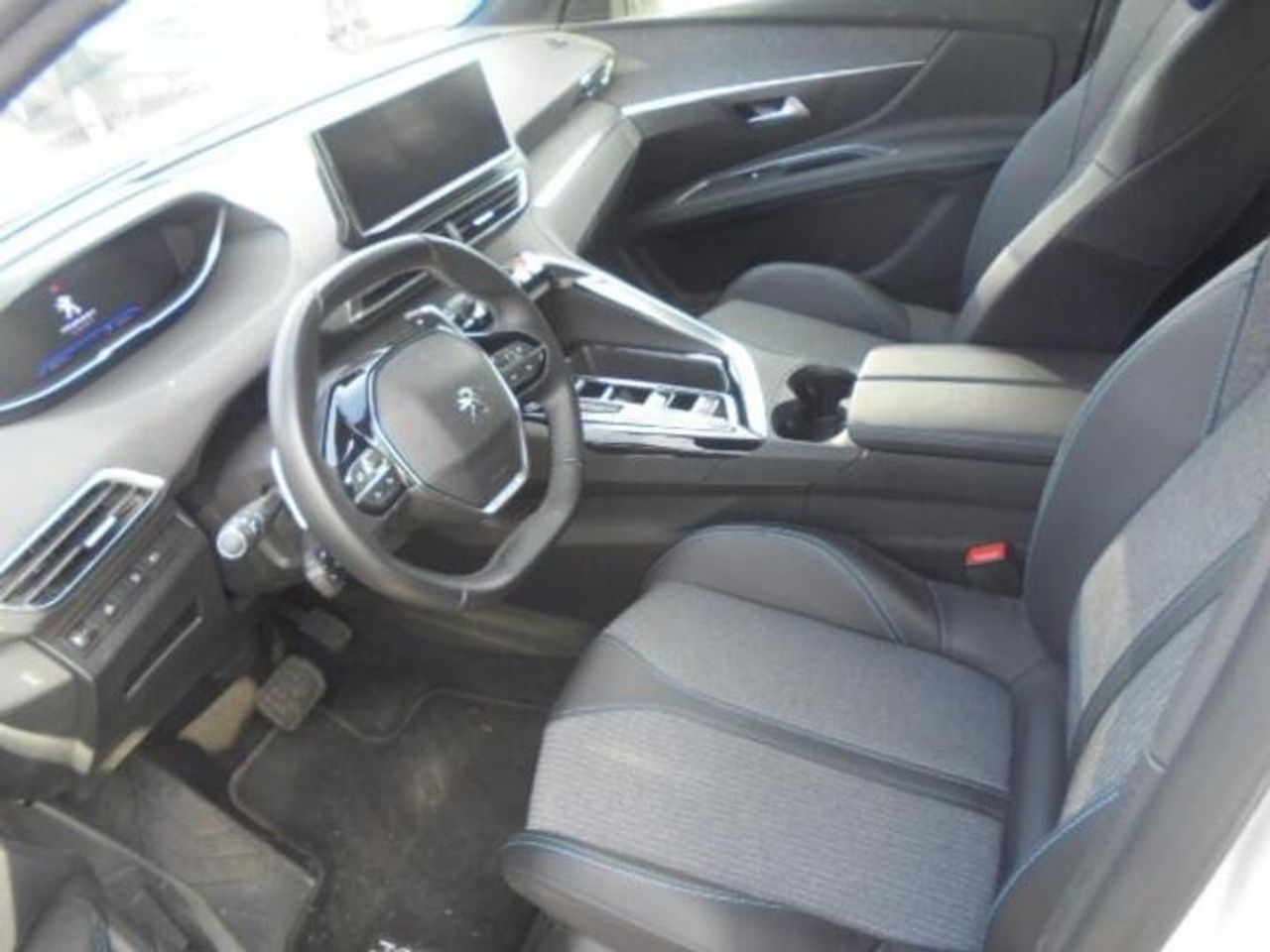 Peugeot 3008 Hybrid 225 e EAT8 ALLURE PACK  - Foto 2