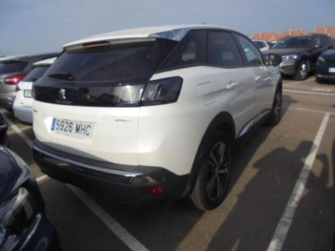 Peugeot 3008 Hybrid 225 e EAT8 ALLURE PACK  - Foto 2