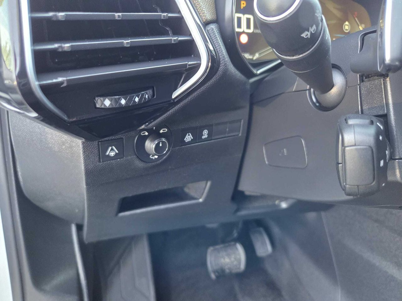 DS DS 7 CROSSBACK BLUE HDI 130 CV EFFICIENCY AUTOMATIC  - Foto 2