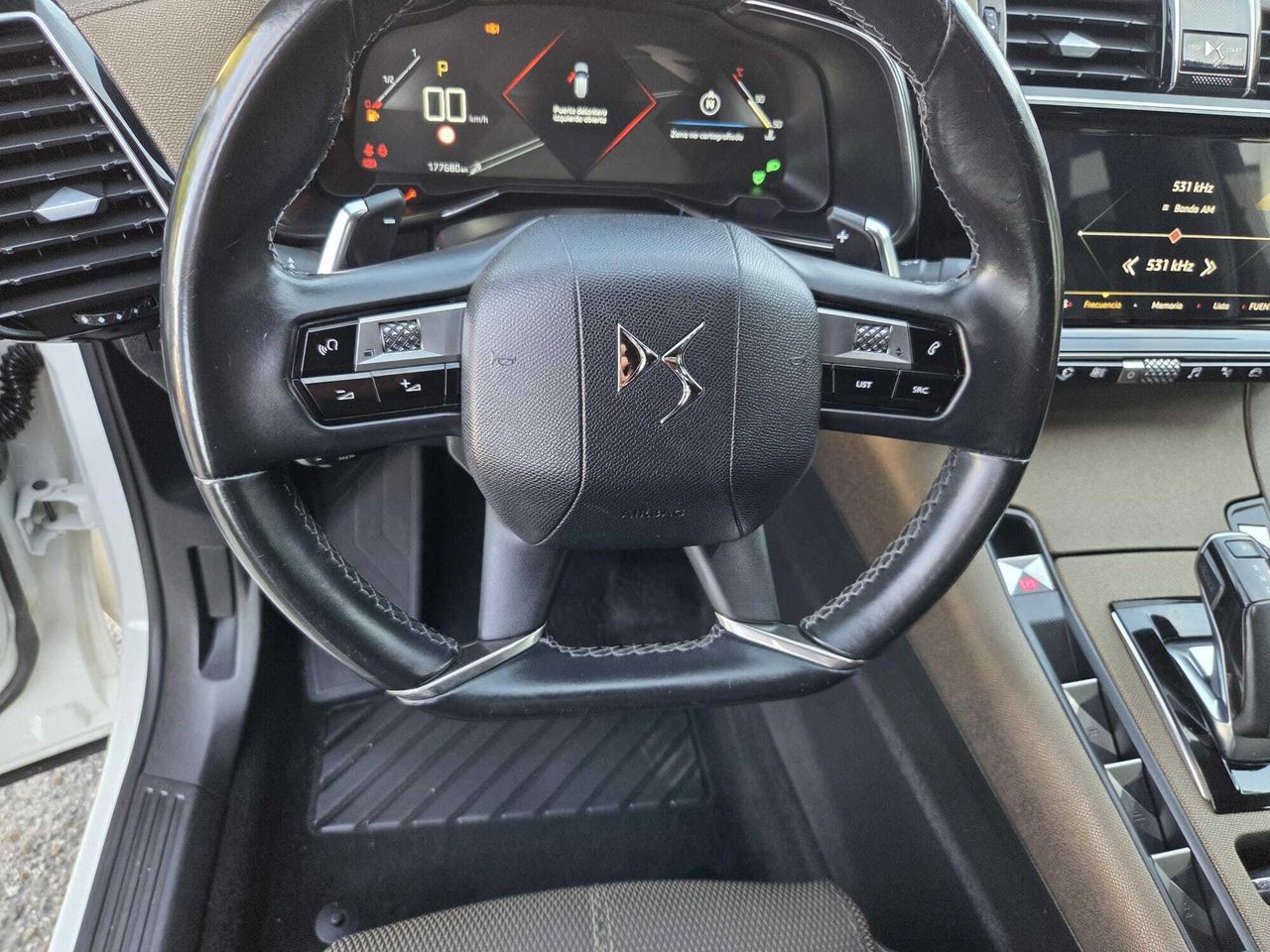 DS DS 7 CROSSBACK BLUE HDI 130 CV EFFICIENCY AUTOMATIC  - Foto 2