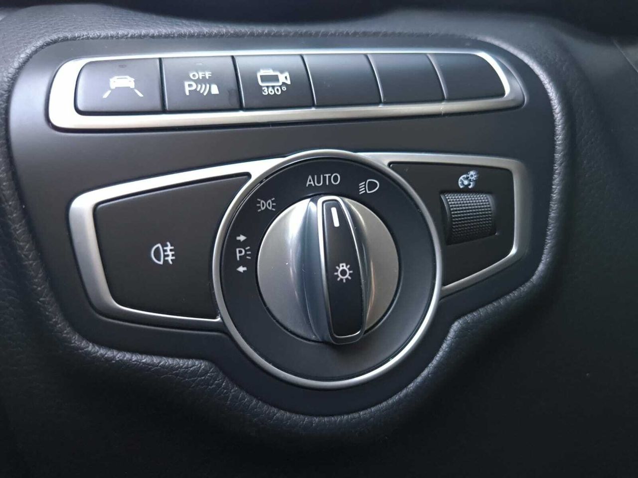 Mercedes GLC 250 D 4 MATIC AMG  - Foto 2