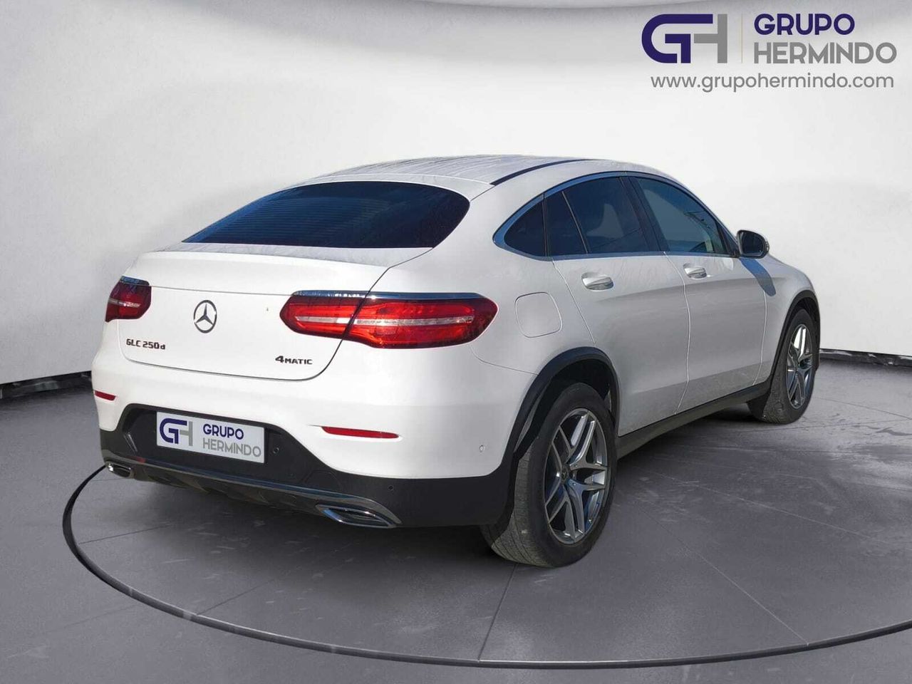 Mercedes GLC 250 D 4 MATIC AMG  - Foto 2