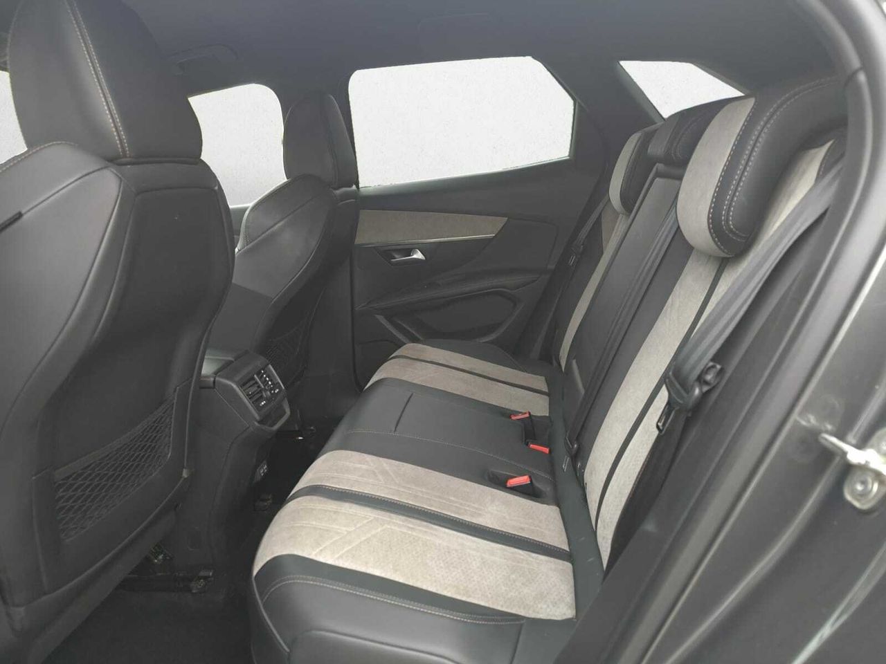 Peugeot 3008 Hybrid GT HYBRID 300 e-EAT8  - Foto 2