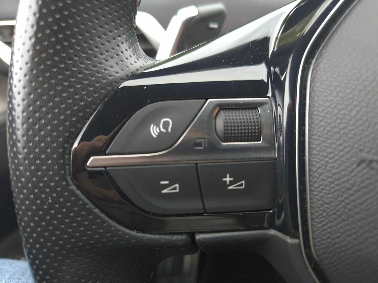 Peugeot 3008 Hybrid GT HYBRID 300 e-EAT8  - Foto 2