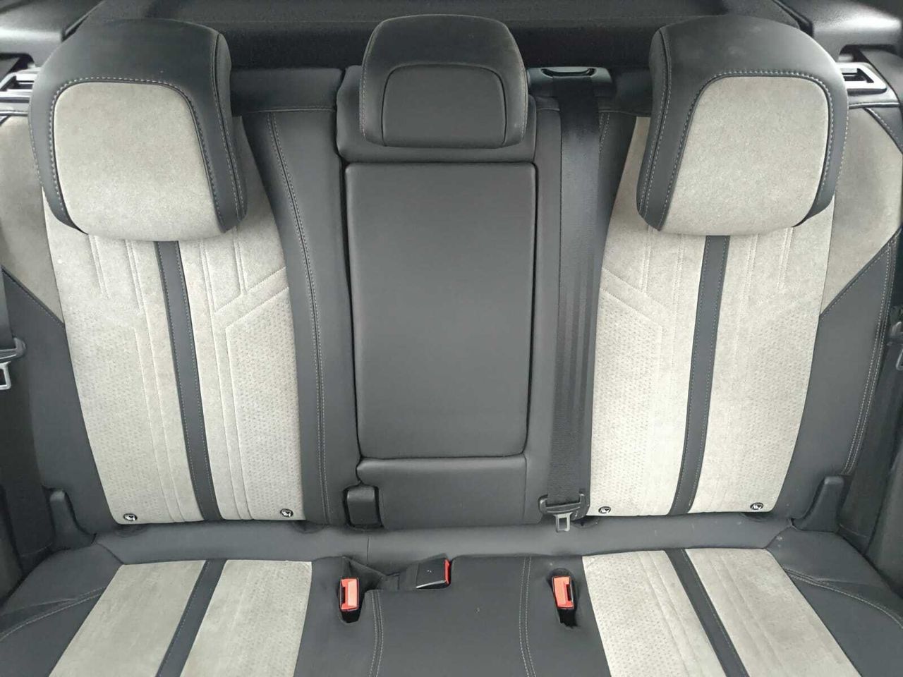 Peugeot 3008 Hybrid GT HYBRID 300 e-EAT8  - Foto 2