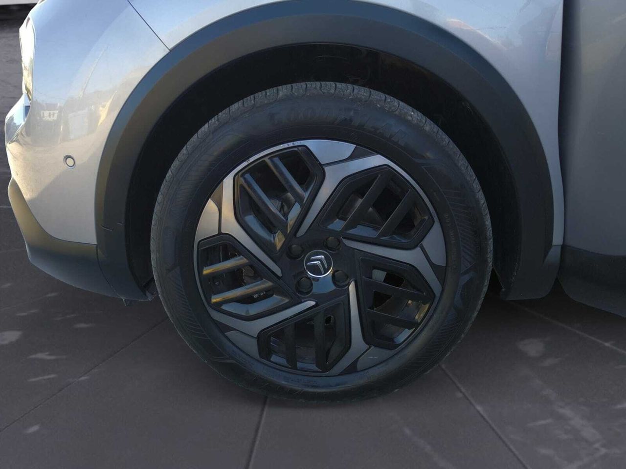 Citroën C4 BLUE HDI 130 CV EAT8 SHINE  - Foto 2