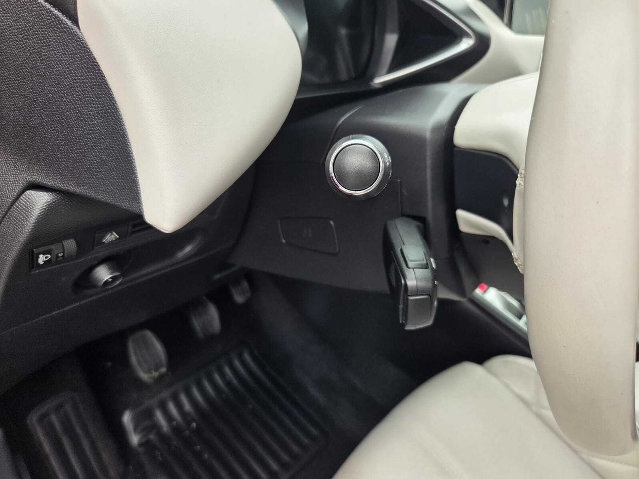 DS DS 3 CROSSBACK PURE TECH 100 CV CONNECTED CHIC  - Foto 2