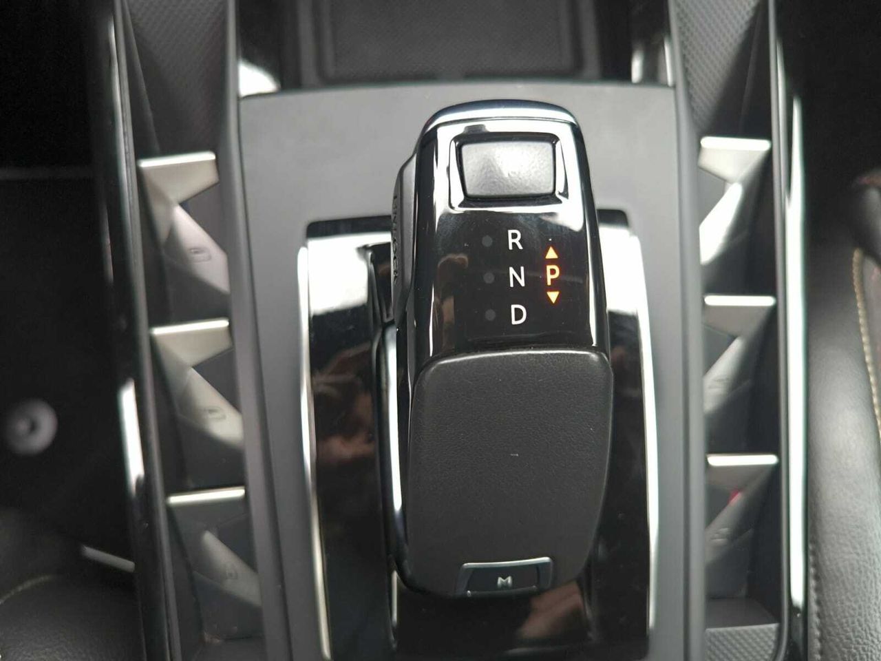 DS DS 3 CROSSBACK PURE TECH 130 CV AUT PERFORMANCE LINE  - Foto 2