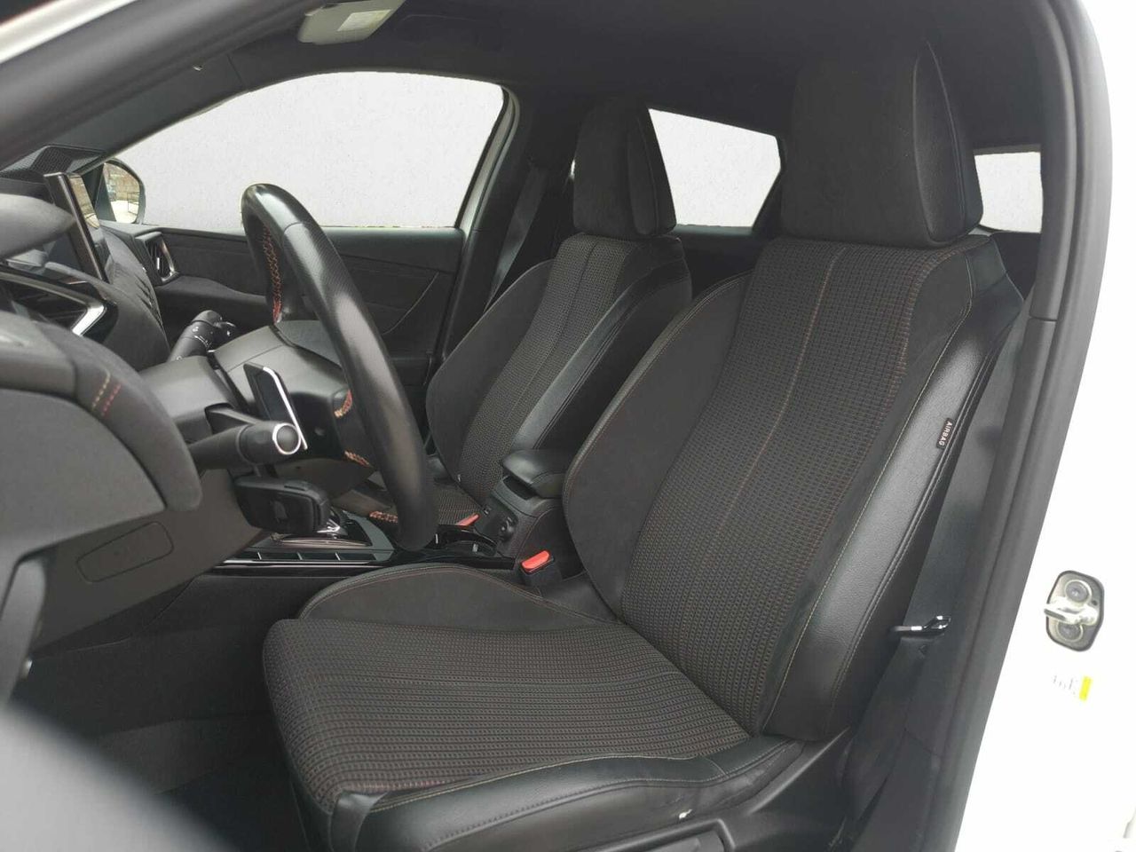 DS DS 3 CROSSBACK PURE TECH 130 CV AUT PERFORMANCE LINE  - Foto 2