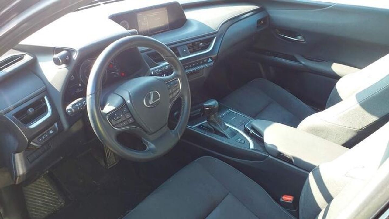 Lexus UX 2.0 250 H BUSINESS  - Foto 2