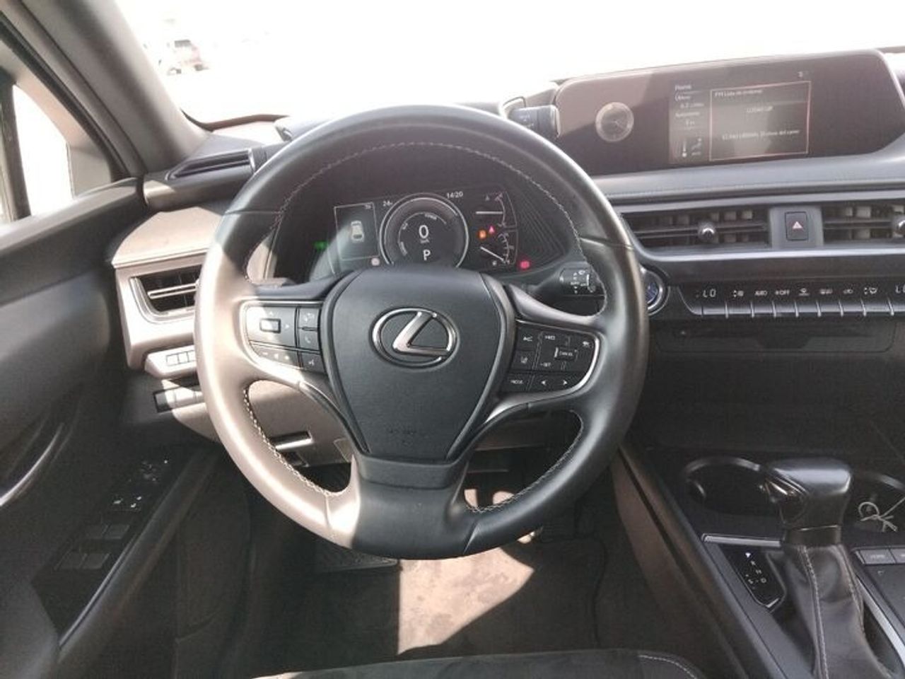 Lexus UX 2.0 250 H BUSINESS  - Foto 2