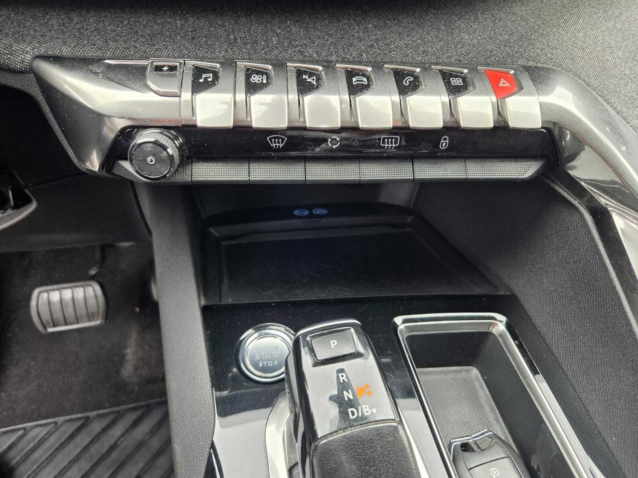Peugeot 3008 Hybrid ALLURE PACK HYBRID 225 e-EAT8  - Foto 2