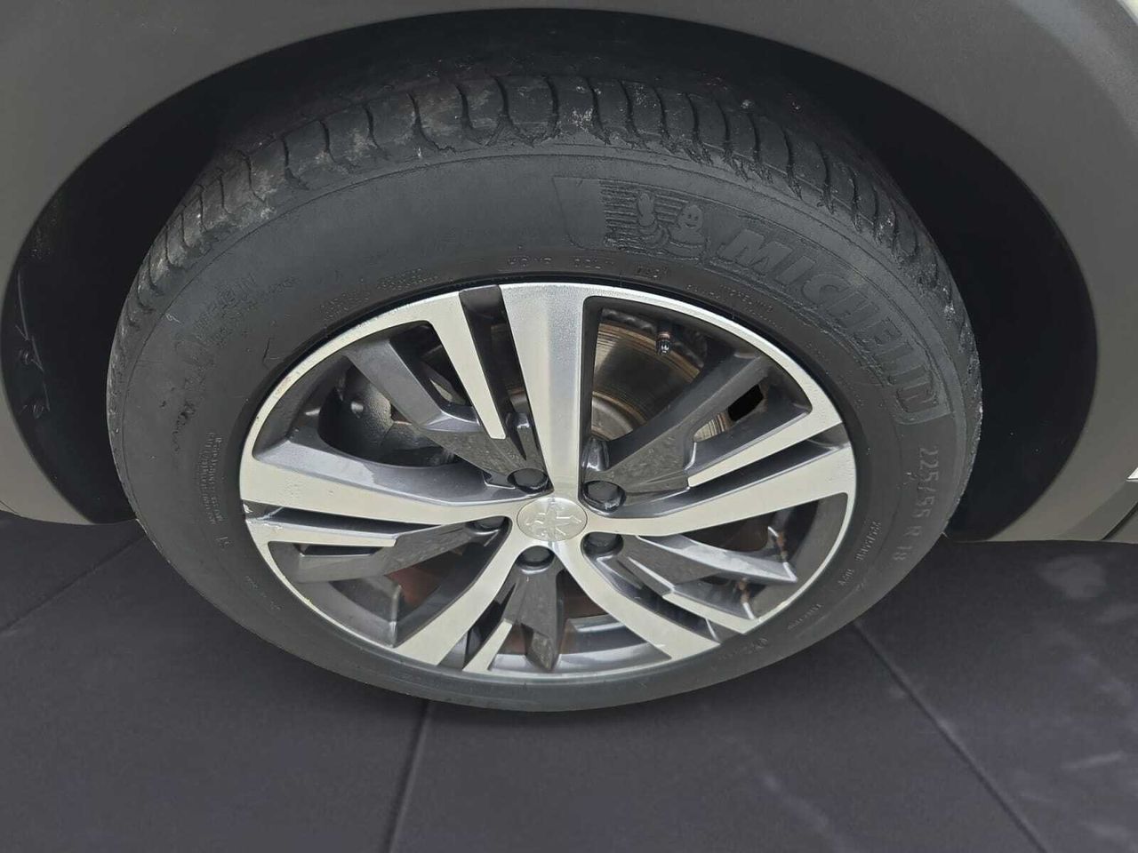 Peugeot 3008 Hybrid ALLURE PACK HYBRID 225 e-EAT8  - Foto 2