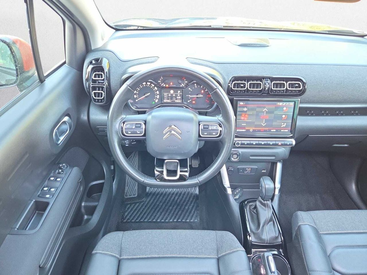 Citroën C3 Aircross PURE TECH 130 CV EAT6 SHINE  - Foto 2