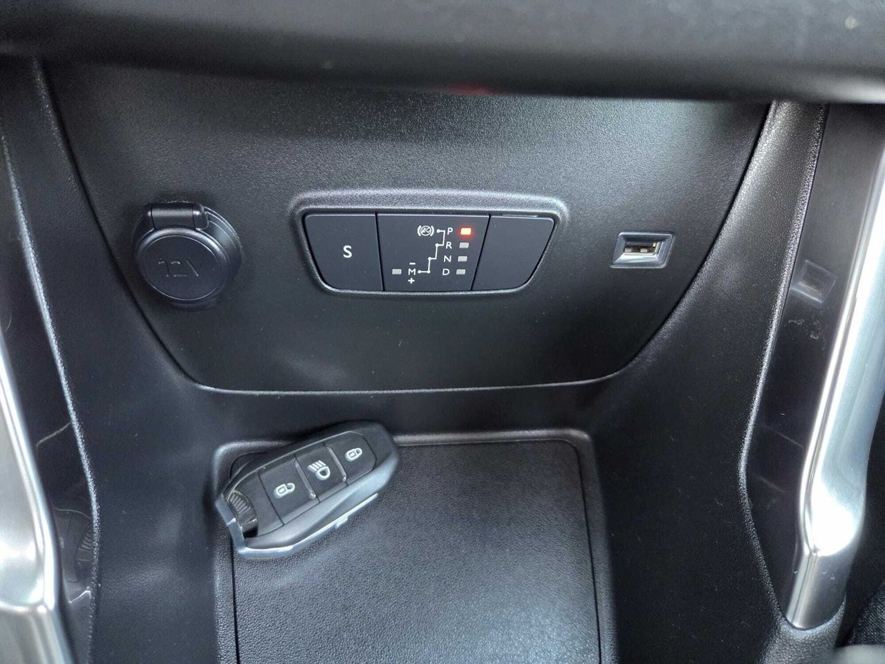 Citroën C3 Aircross PURE TECH 130 CV EAT6 SHINE  - Foto 2