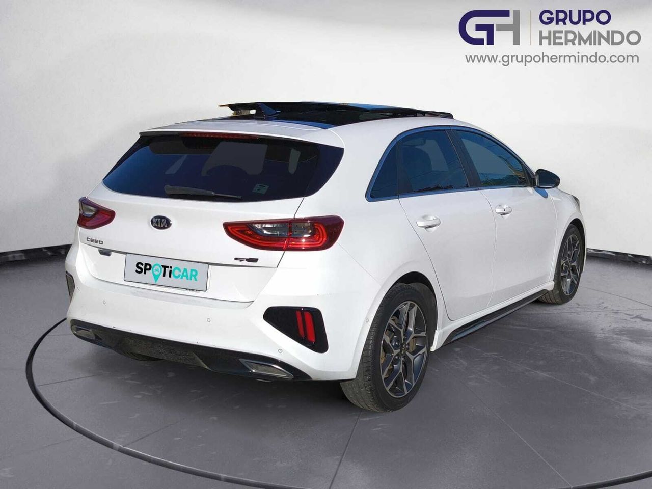 Kia Ceed 1.5 MHEV GT LINE  160 CV AUT+ TECHO PANORAMICO  - Foto 2