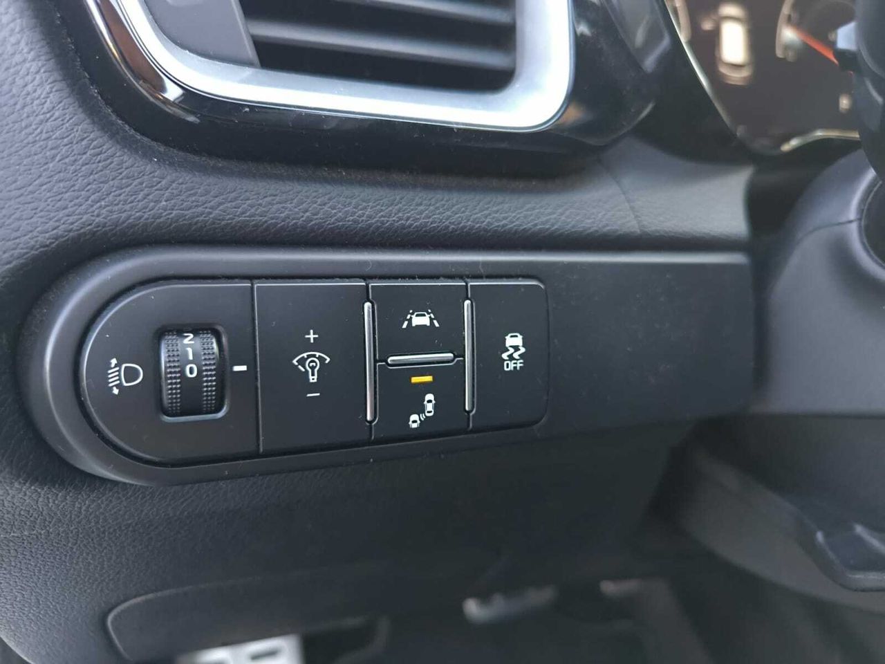 Kia Ceed 1.5 MHEV GT LINE  160 CV AUT+ TECHO PANORAMICO  - Foto 2