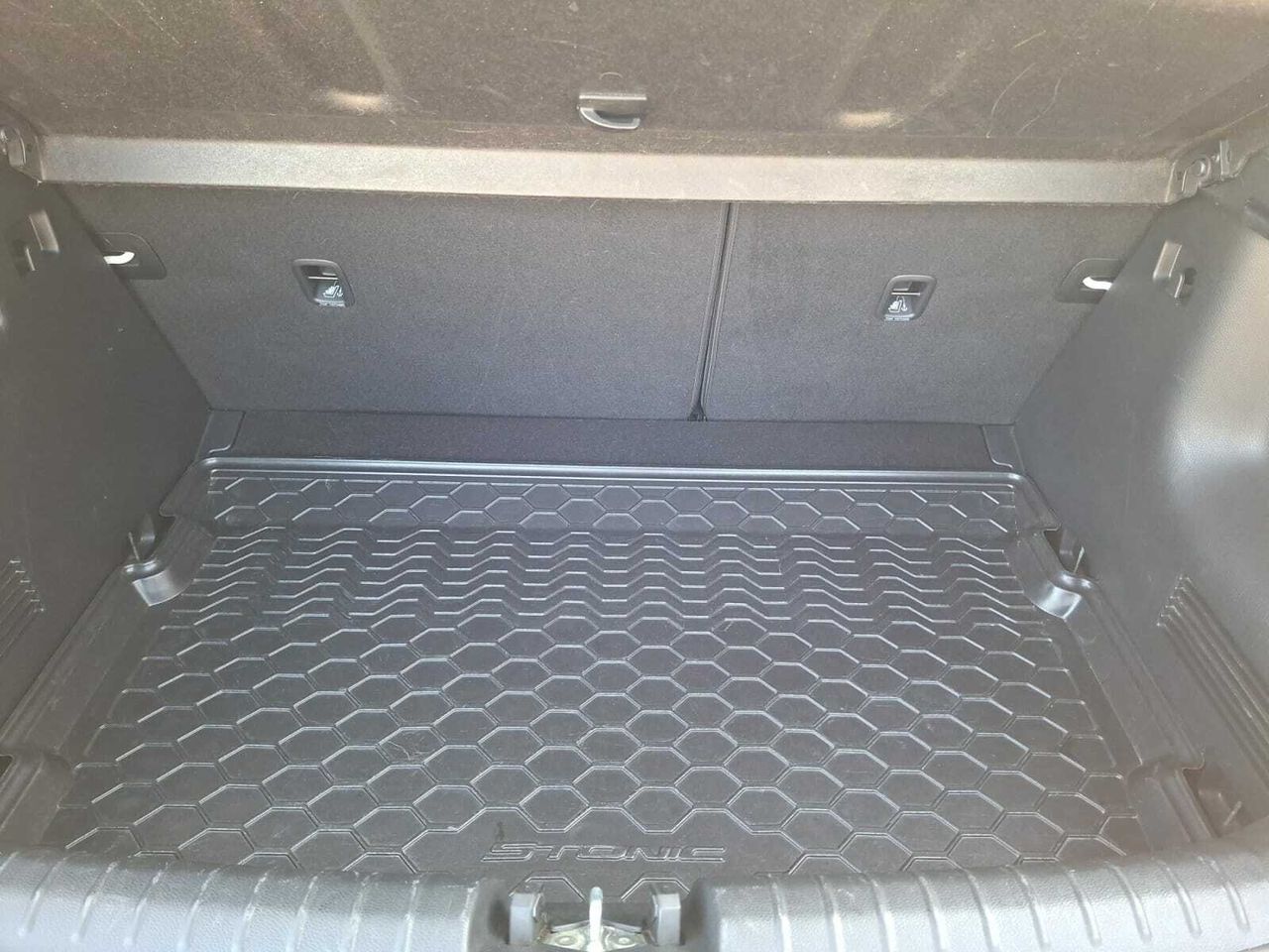 Kia Stonic 1.0 TGDI MHEV DRIVE  - Foto 2