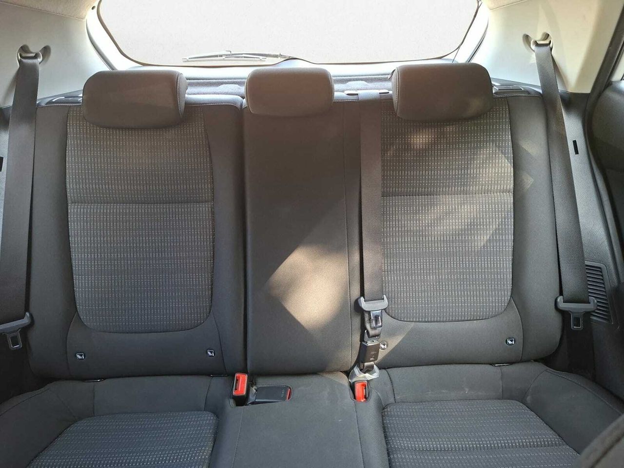 Kia Stonic 1.0 TGDI MHEV DRIVE  - Foto 2