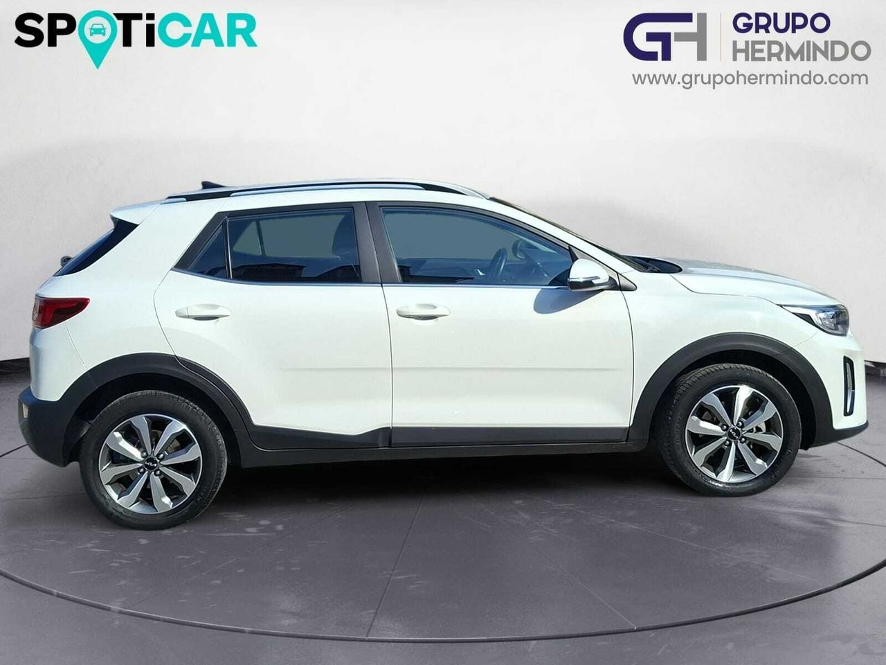 Kia Stonic 1.0 TGDI MHEV DRIVE  - Foto 2