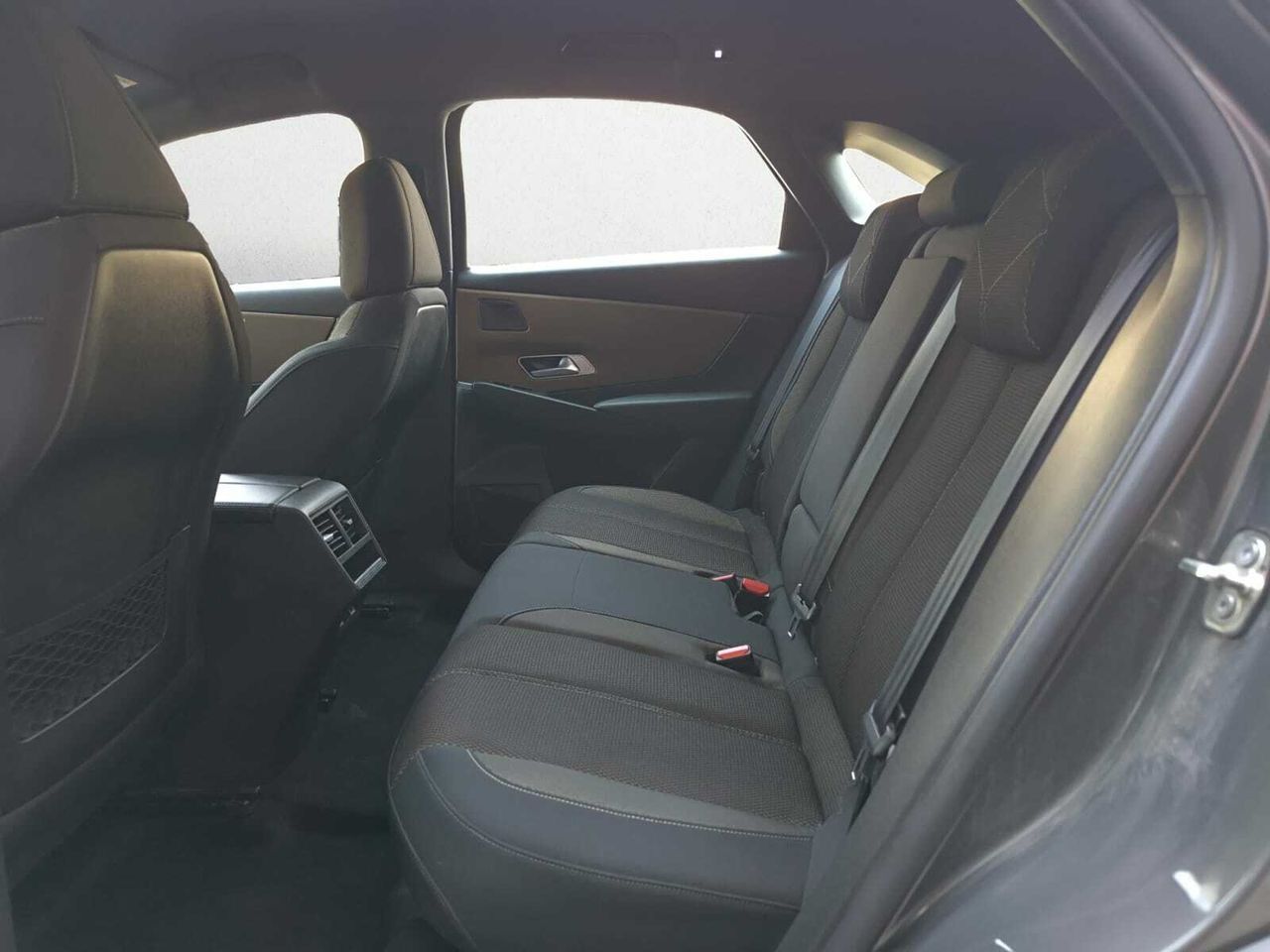 DS DS 7 CROSSBACK BLUE HDI 130 CV AUT BASTILLE  - Foto 2