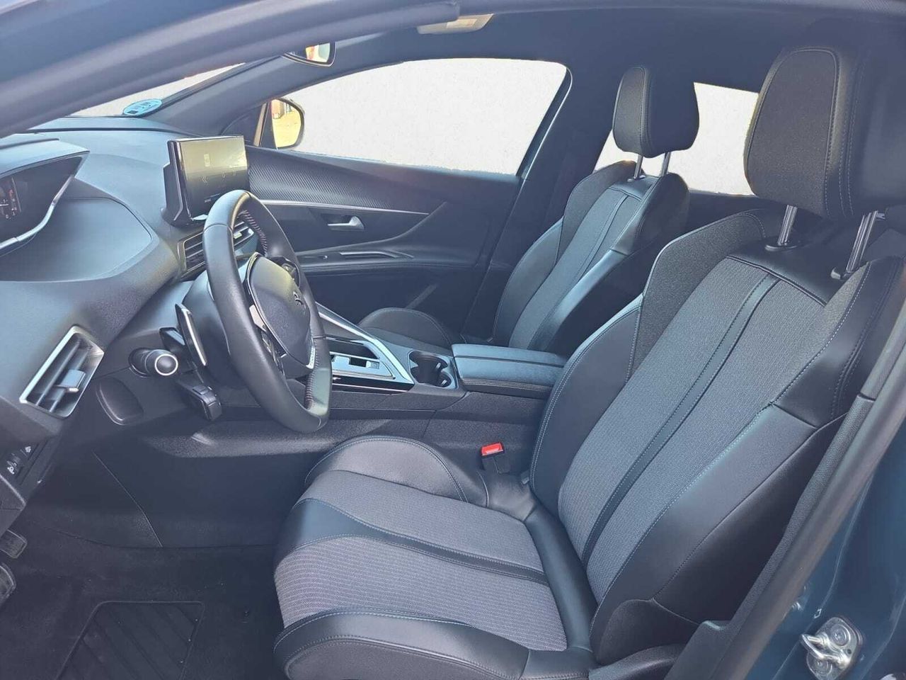 Peugeot 3008 ALLURE PACK BLUE HDI 130 CV EAT8  - Foto 2