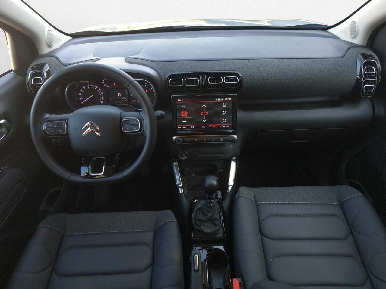 Citroën C3 Aircross BLUE HDI 110 CV SHINE  - Foto 2