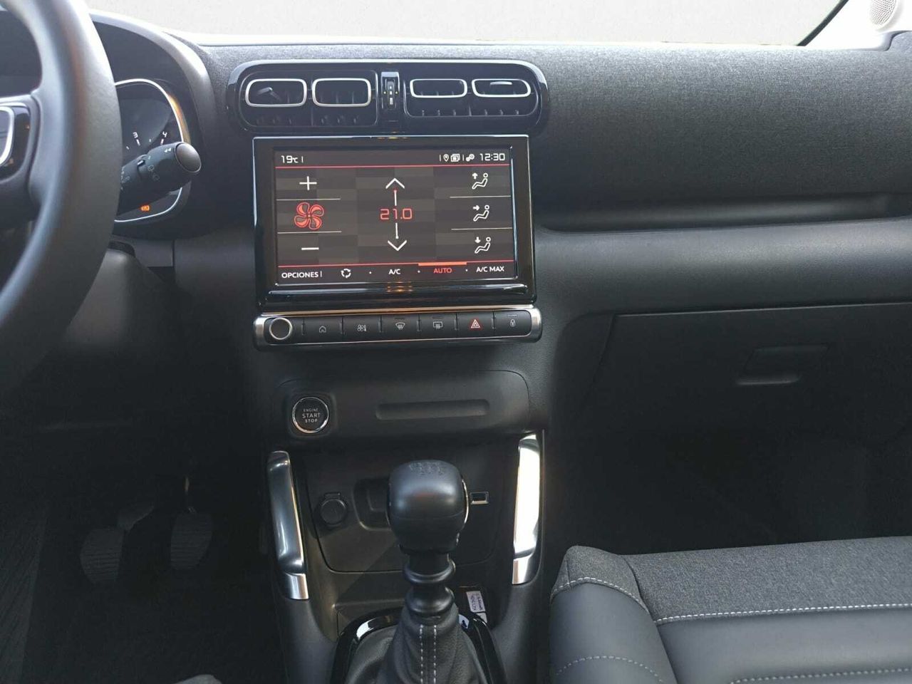 Citroën C3 Aircross BLUE HDI 110 CV SHINE  - Foto 2