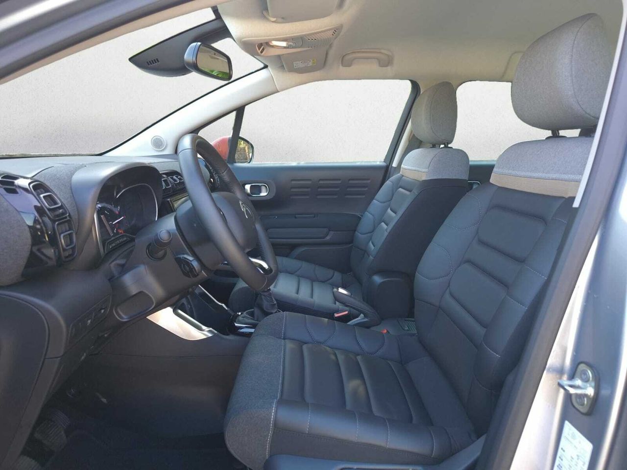 Citroën C3 Aircross BLUE HDI 110 CV SHINE  - Foto 2