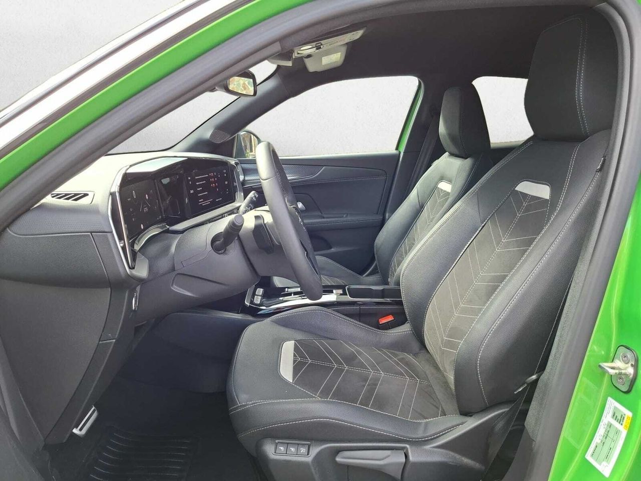 Opel Mokka ULTIMATE 1.2 T AT8 S/S 130 CV  - Foto 2