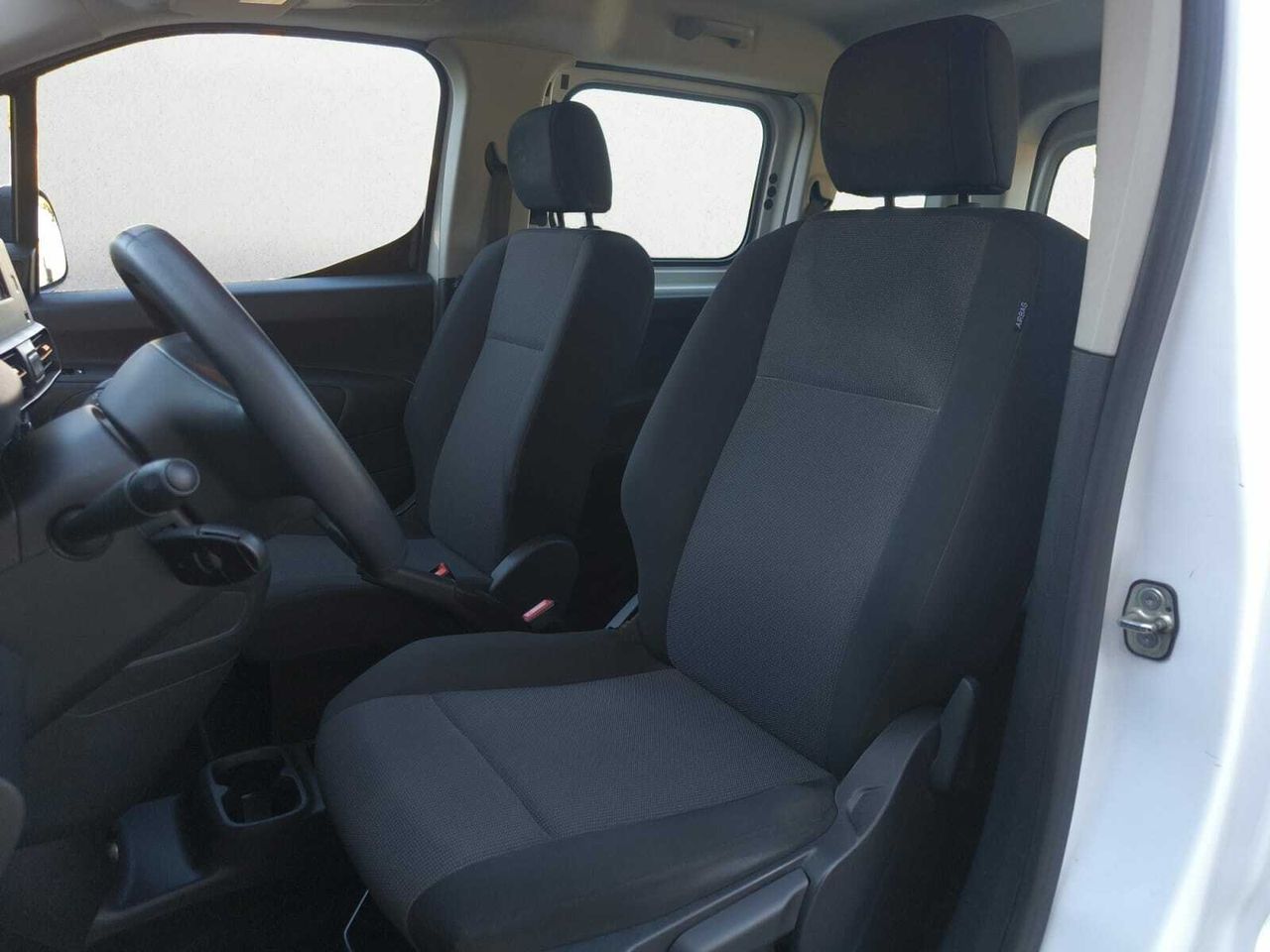 Peugeot Rifter ACTIVE BLUE HDI 100 CV STANDARD  - Foto 2