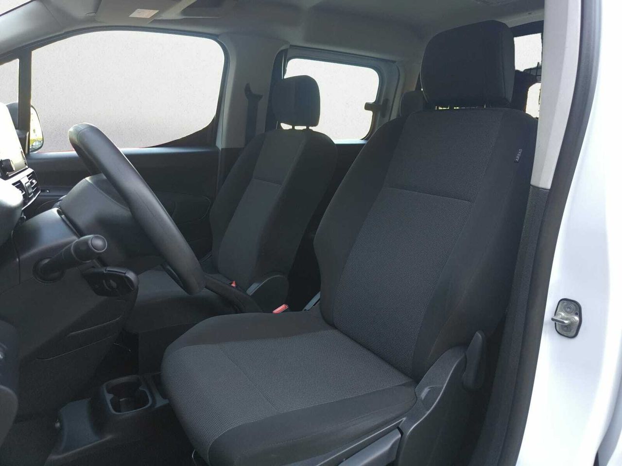 Peugeot Rifter ACTIVE PACK BUSINESS STANDARD  - Foto 2
