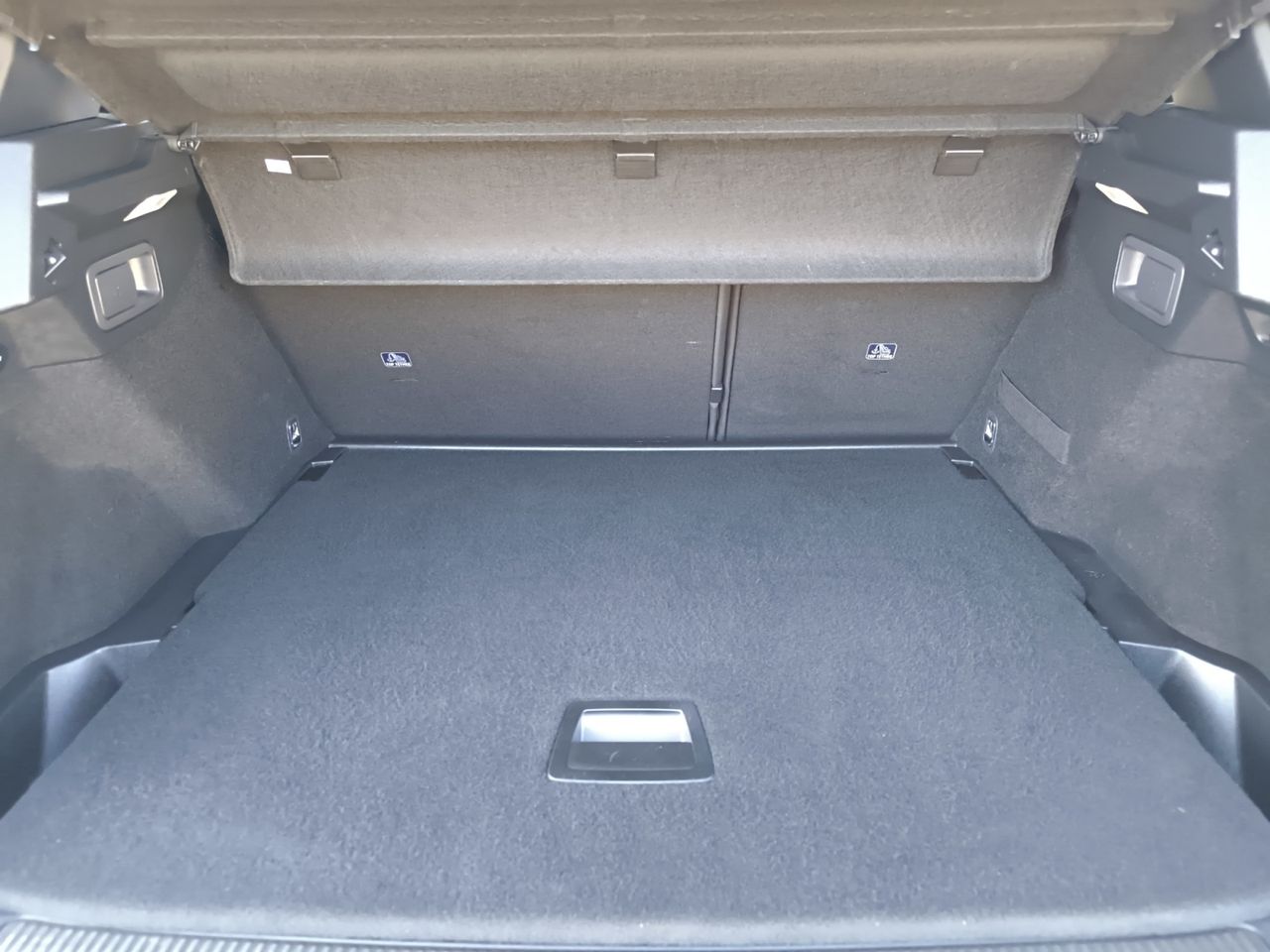 DS DS 7 CROSSBACK BLUE HDI 180 CV AUT GRAND CHIC  - Foto 2