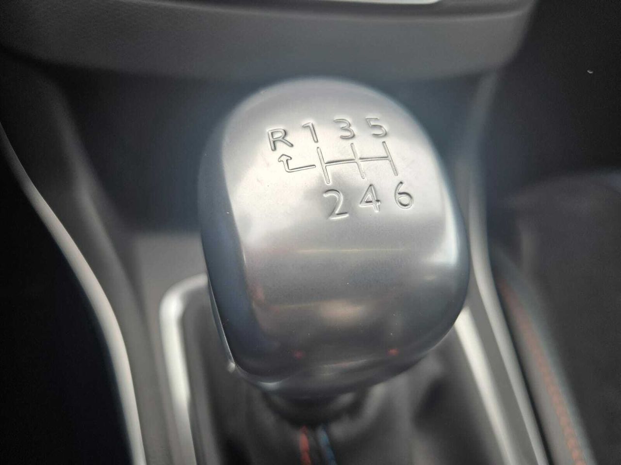 Peugeot 308 TECH EDITION BLUE HDI 130 CV  - Foto 2