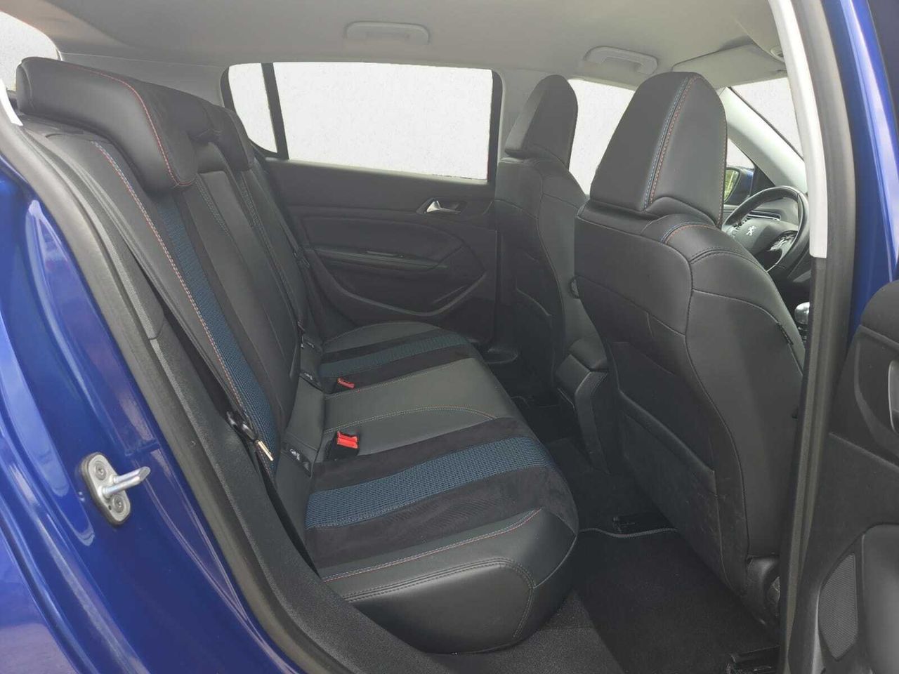 Peugeot 308 TECH EDITION BLUE HDI 130 CV  - Foto 2