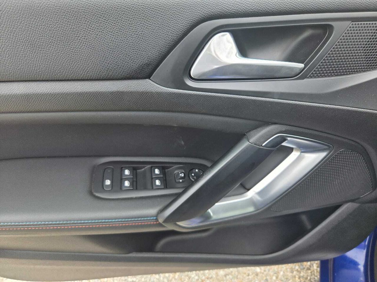 Peugeot 308 TECH EDITION BLUE HDI 130 CV  - Foto 2