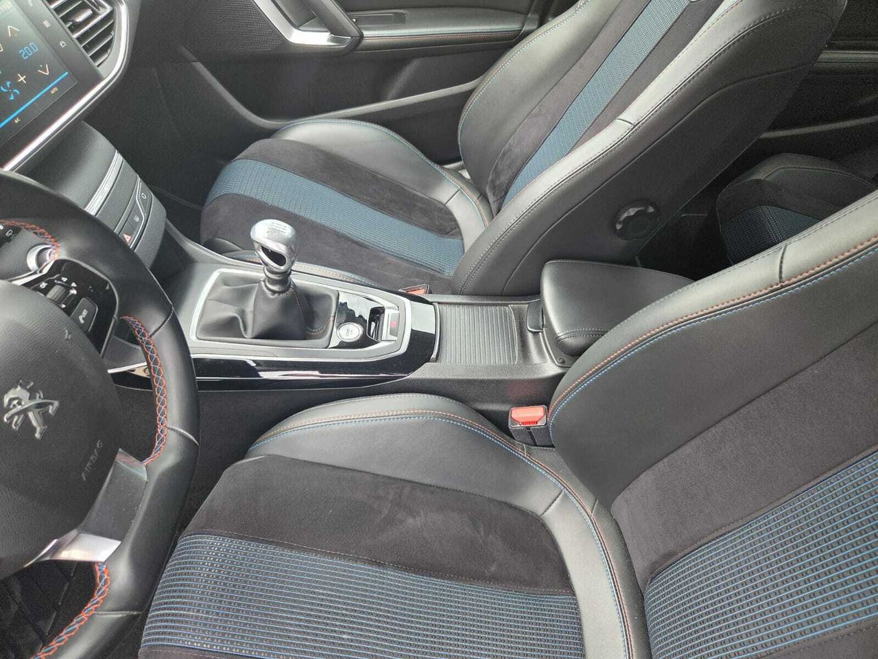 Peugeot 308 TECH EDITION BLUE HDI 130 CV  - Foto 2