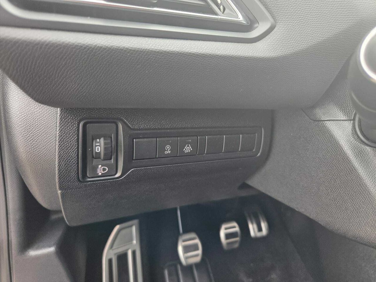 Peugeot 308 TECH EDITION BLUE HDI 130 CV  - Foto 2