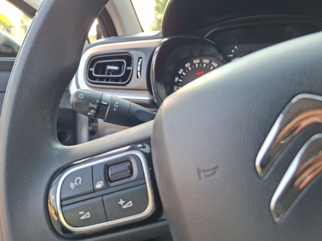 Citroën C3 LIVE PACK BLUE HDI 100 CV  - Foto 2