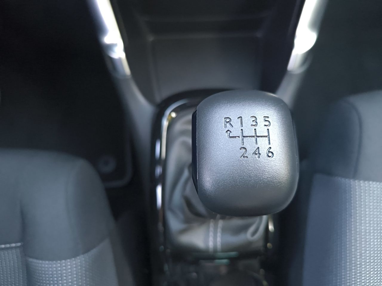 Citroën C3 Aircross BLUE HDI 110 CV C SERIES  - Foto 2