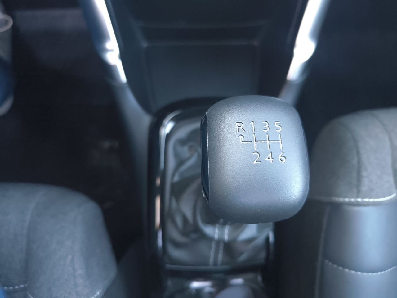 Citroën C3 Aircross BLUE HDI 110 CV SHINE PACK  - Foto 2