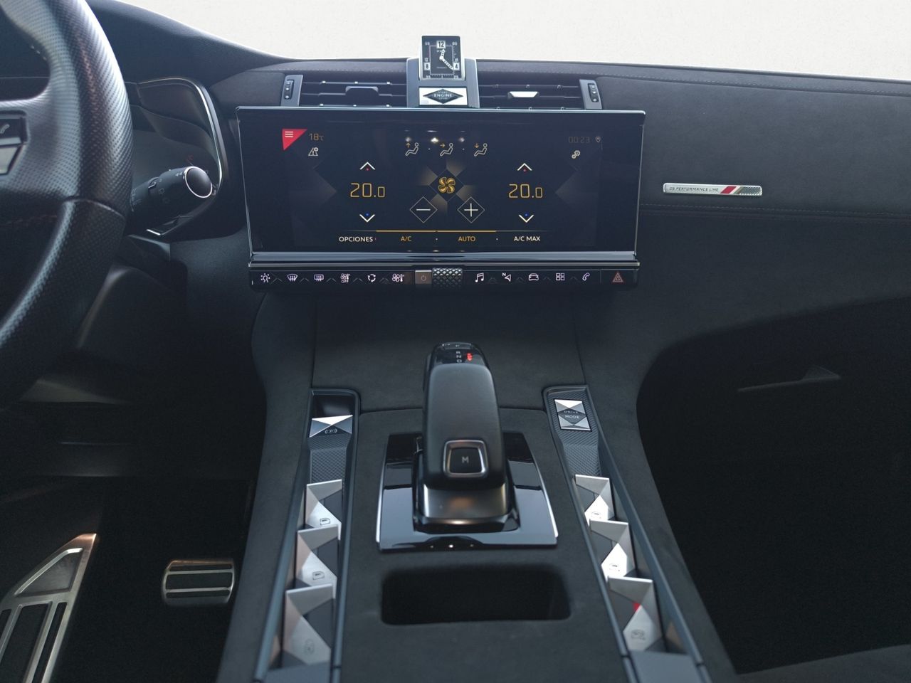 DS DS 7 CROSSBACK BLUE HDI 180 CV AUT PERFORMANCE LINE  - Foto 2