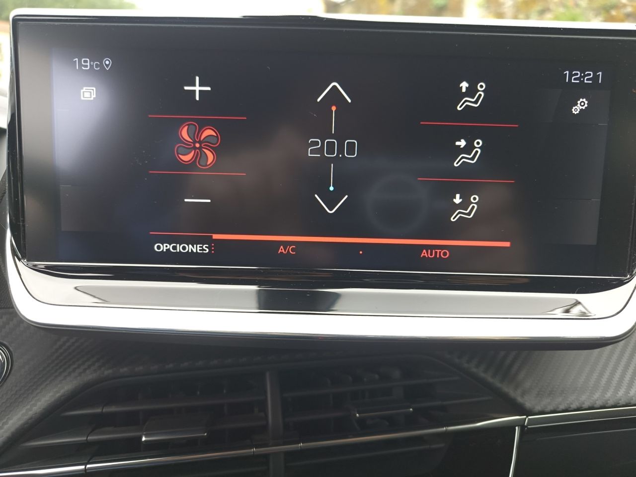 Peugeot 2008 GT LINE BLUE HDI 100 CV  - Foto 2